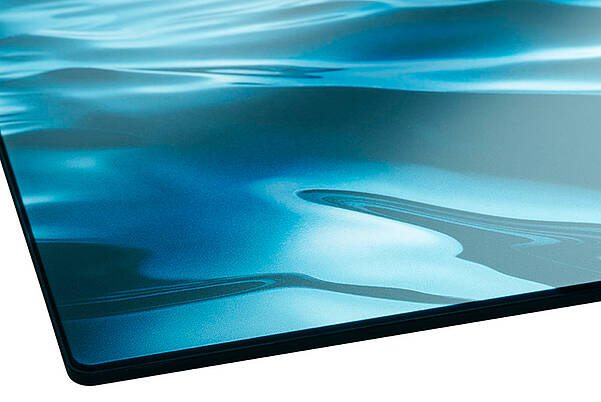 带水光效果注塑件的金属表面装饰