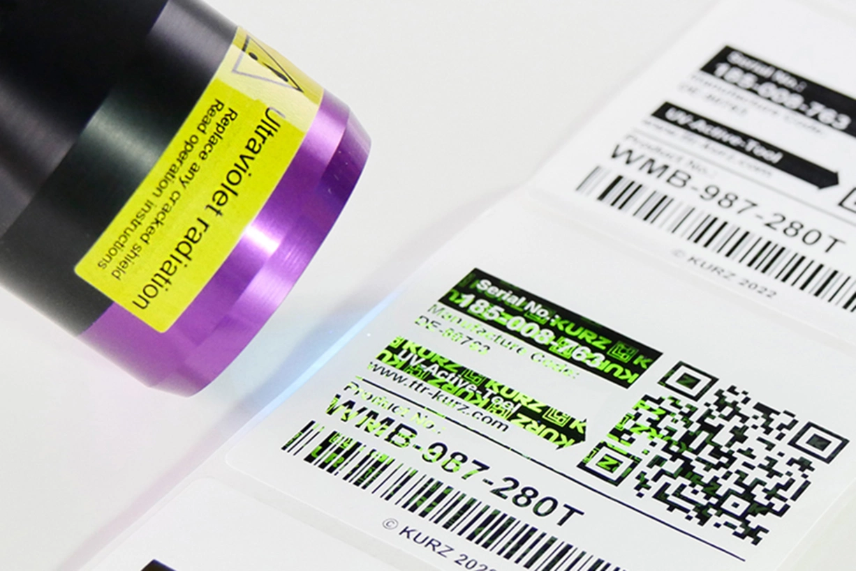 隐藏的安全特征,明确的产品验真 紫外灯读取热转印标签上的安全特征